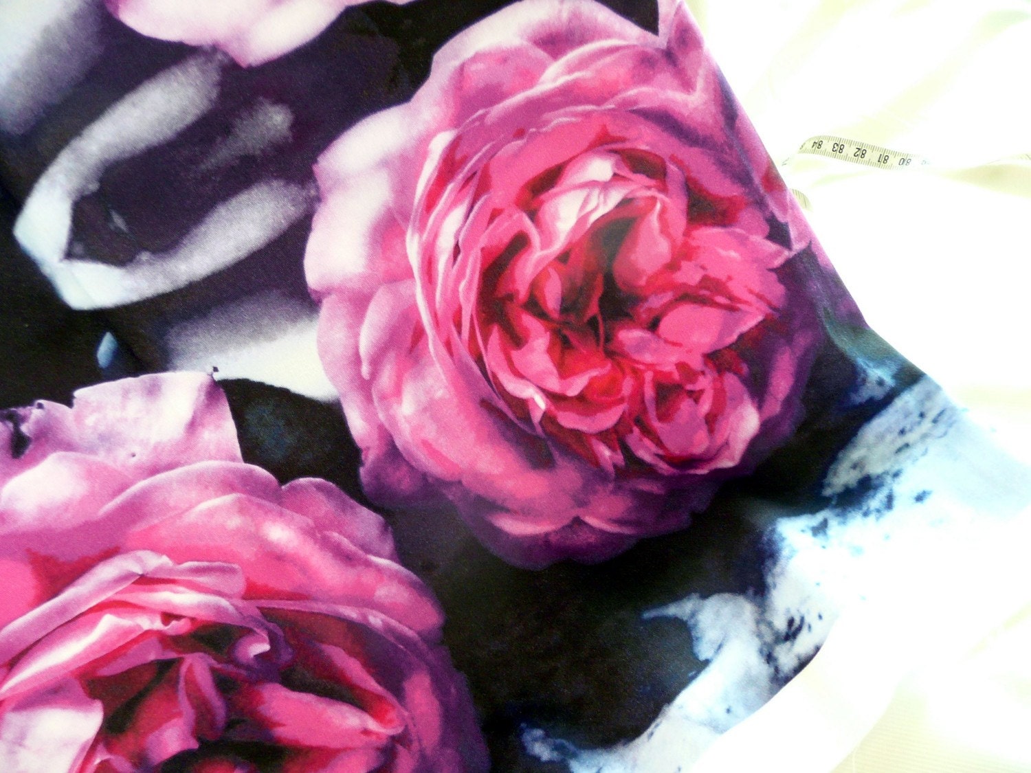 Organic Cotton Sateen - Sandra Darling Fabric Design - Marbled Roses I - Fat Quarter