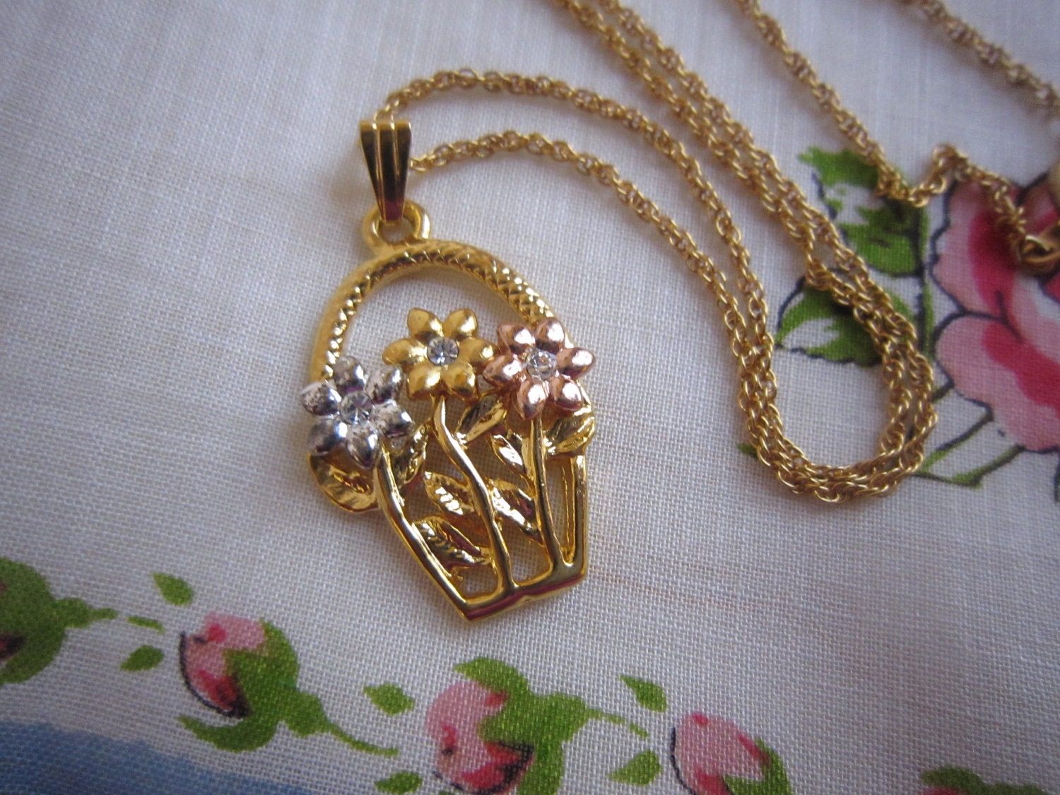 SALE 1/2 OFF Sweet Basket Flowers Necklace Was 8.50 Now 4.25