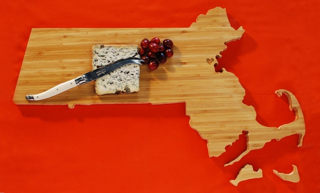 AHeirloom's Massachusetts State Cutting Board
