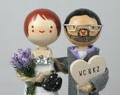 Custom Wedding Cake Topper with 1x CUSTOM CLOTHING and 1x HEART