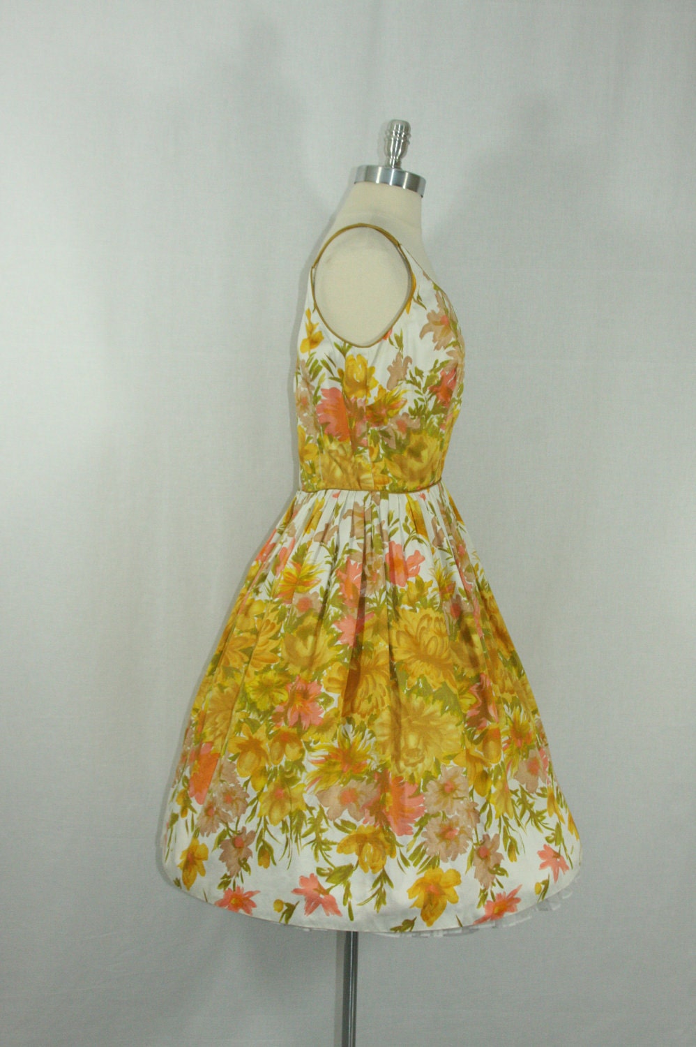 RESERVED for Christine.......... Cotton Summer Dress - 1950's Vintage Cotton Garden Explosion Novelty Print Full Skirt Spring Party Frock