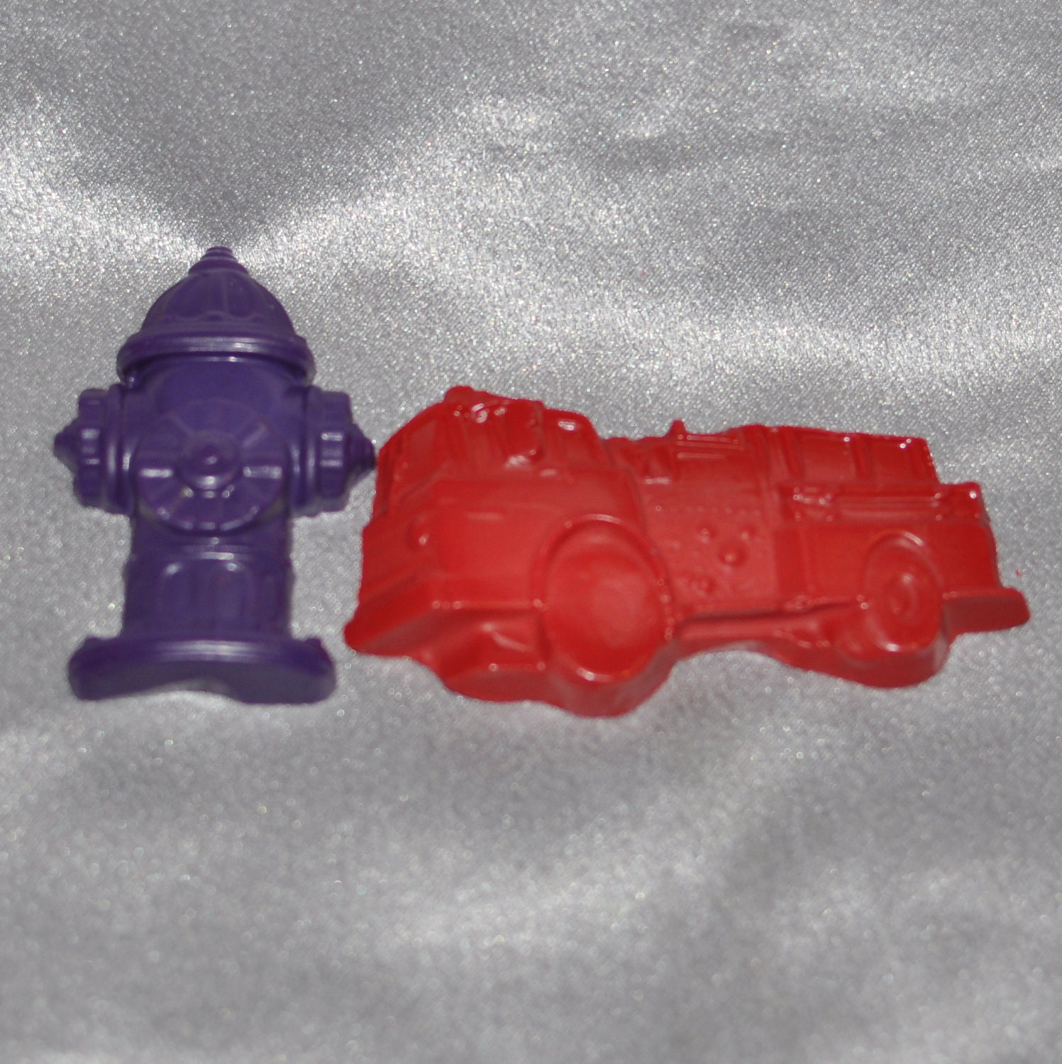 Recycled Crayons 12 Fire Truck and 12 Firemen Hydrant Shaped / Total of 24 Crayons. Il_170x135