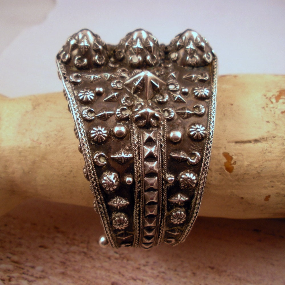 Antique Silver Bracelet from Italy Rare and Wonderful with Identified Hallmark