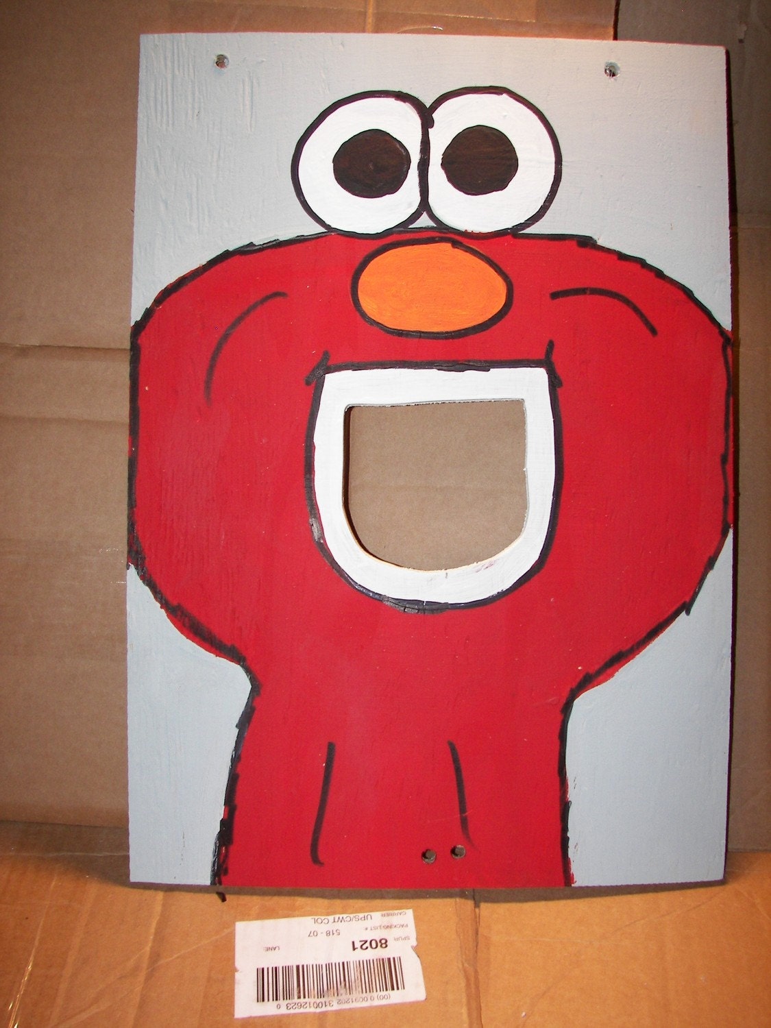 Elmo   Corn hole  game   with 4 bean bags
