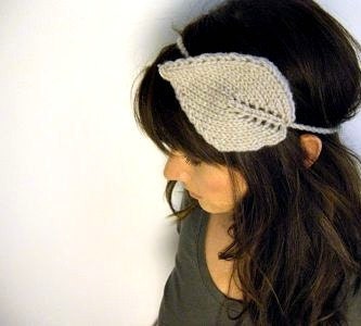 The Oakwood Headband. Leaf. In Linen