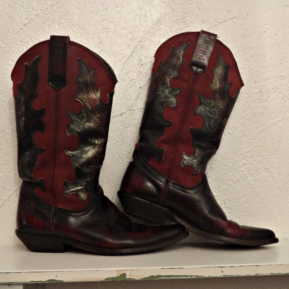 fancy cowgirl boots, size 9