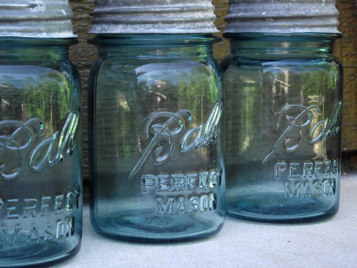 3 Aqua Blue Vintage Ball Pint Perfect Mason Jars