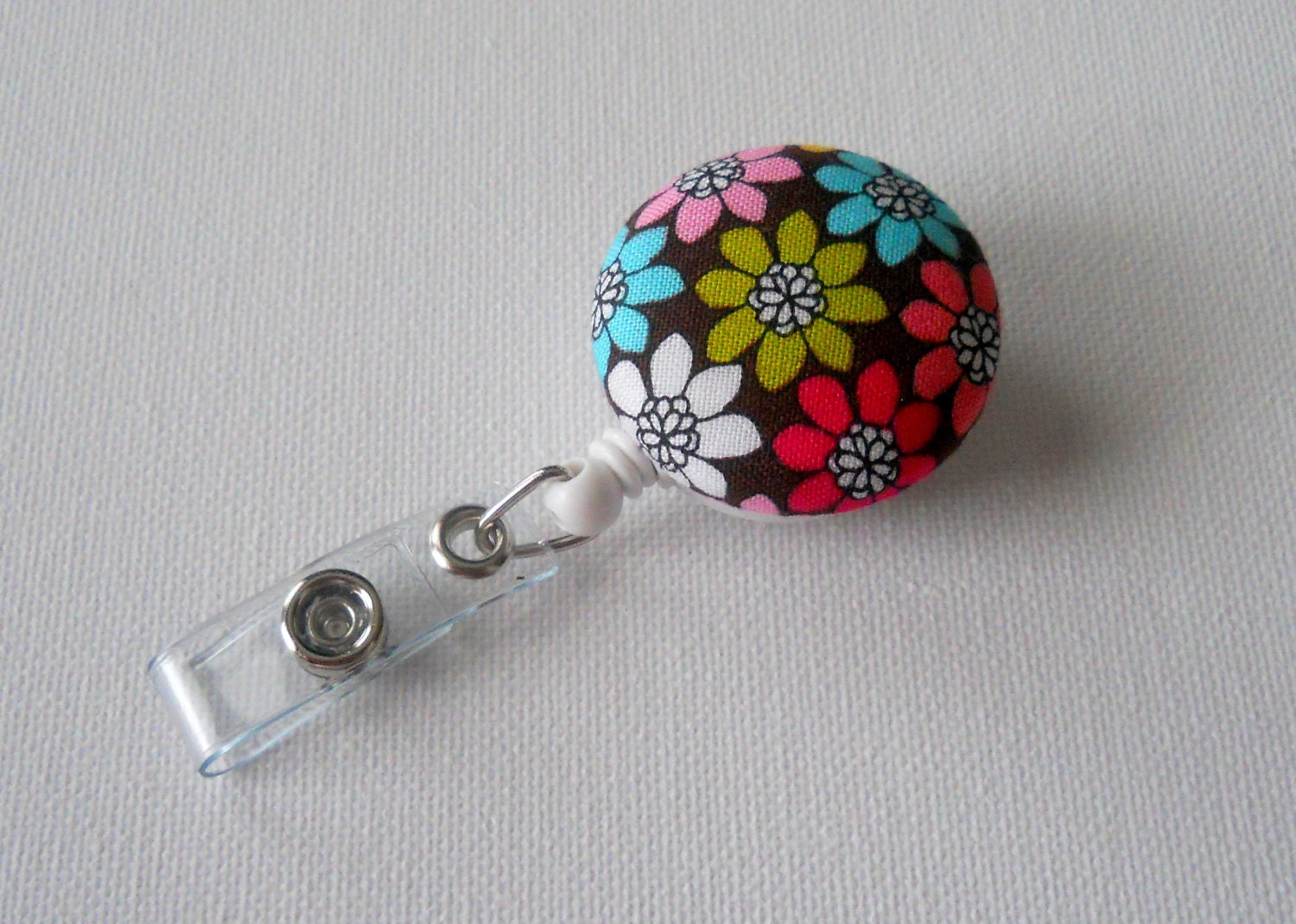 Colorful Daisy - Retractable Badge Reel - Nursing Badge - Nurses Badge Holder - Name Tag Badge - Name Badge Holder - Cute Badge Reel