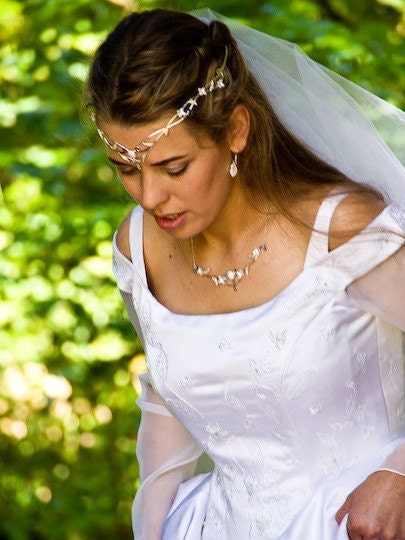 Innocence Bridal Tiara, Bridal Crown, Wedding Circlet, Celtic Princess, Elven Medieval Fairytale Renaissance Headpiece