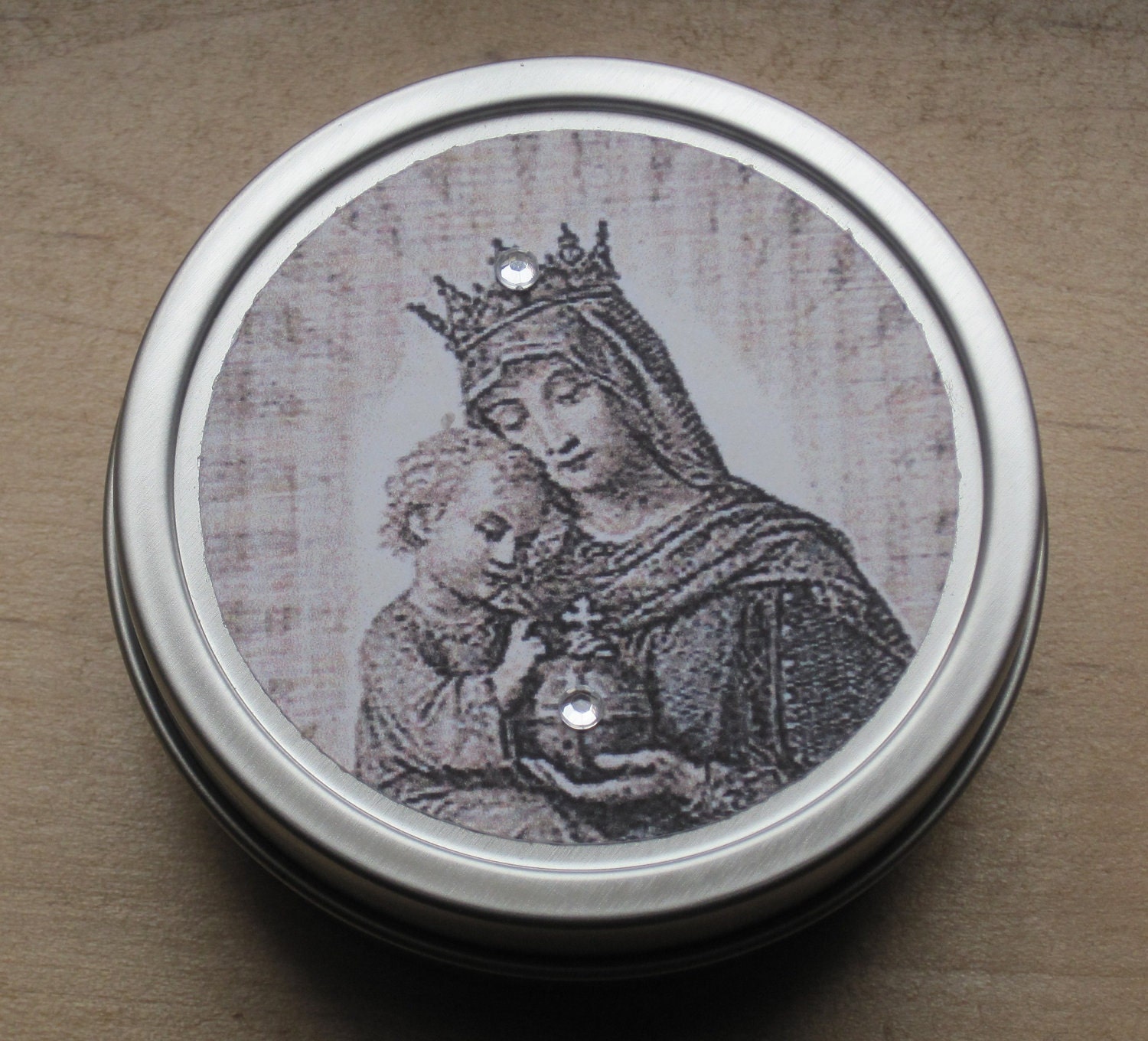 NEW french market virgin mary with baby 2 oz round