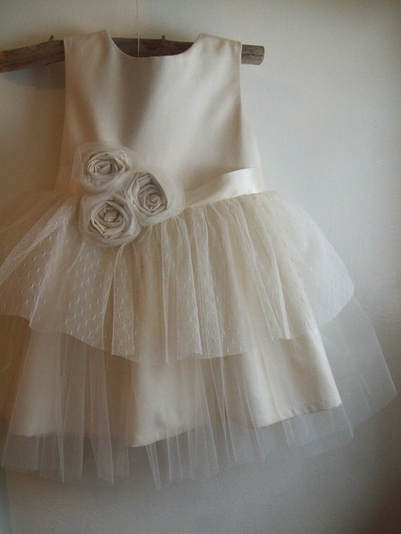 Vintage style Flower Girl Dress ... natural Organic cotton ..6-7-8