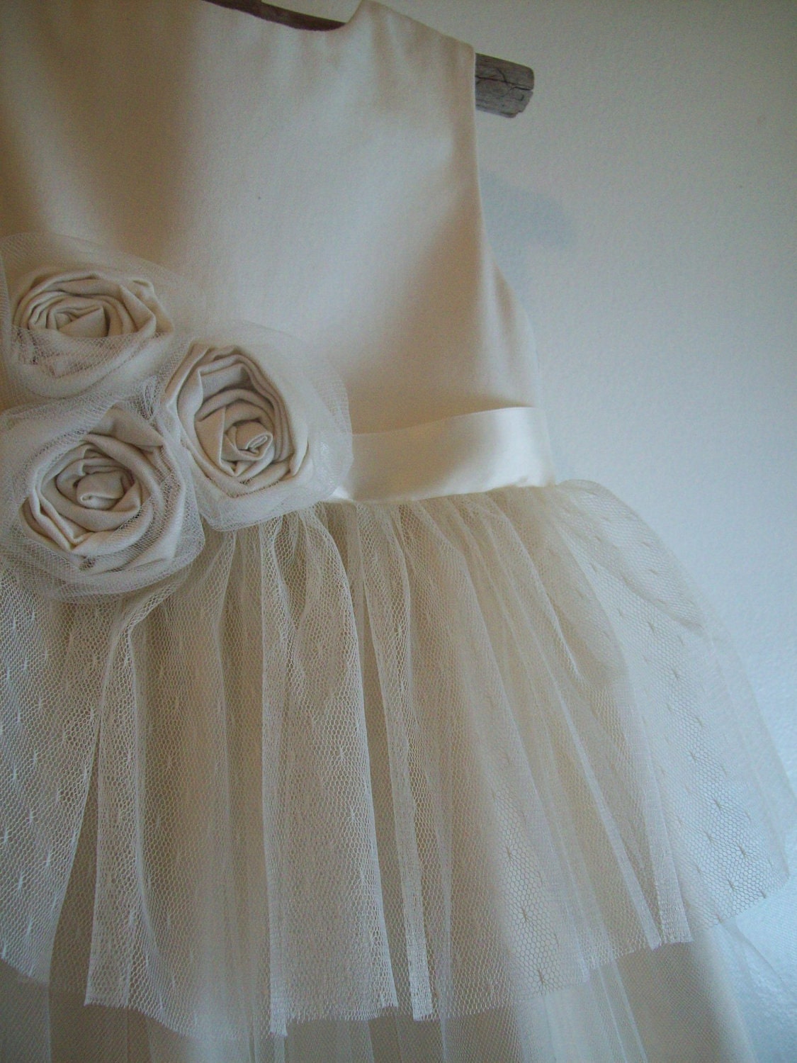 Vintage style Flower Girl Dress ... natural Organic cotton ..6-7-8