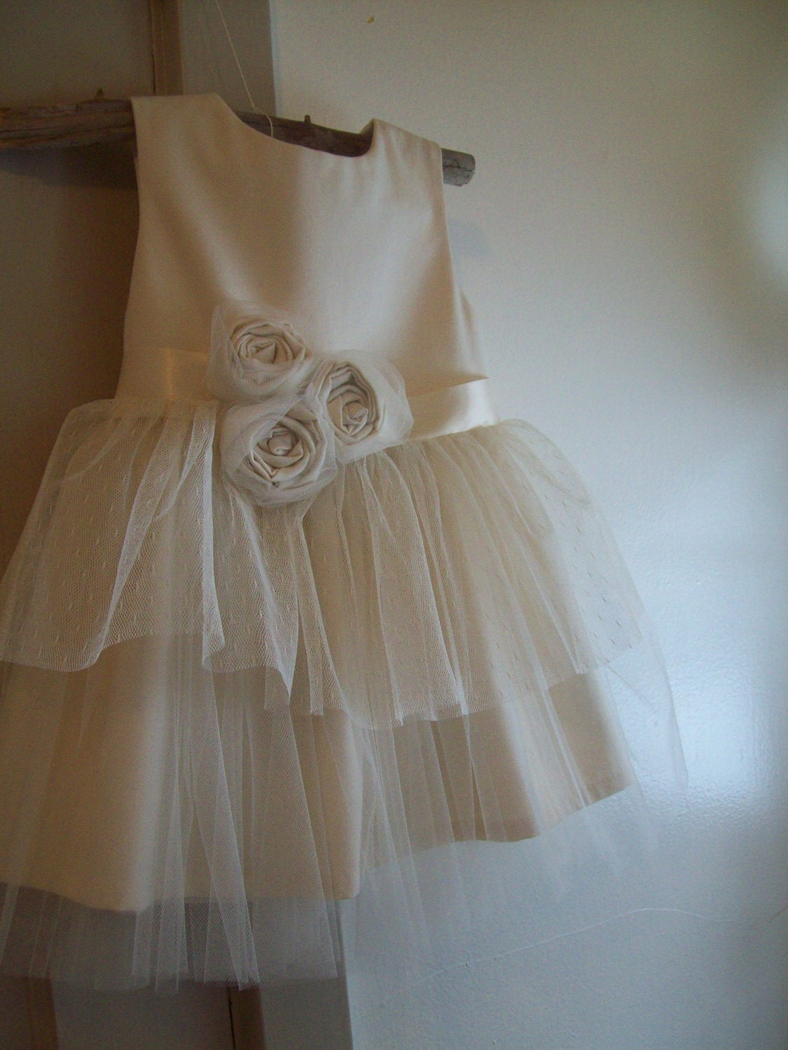 Vintage style Flower Girl Dress ... natural Organic cotton ..6-7-8