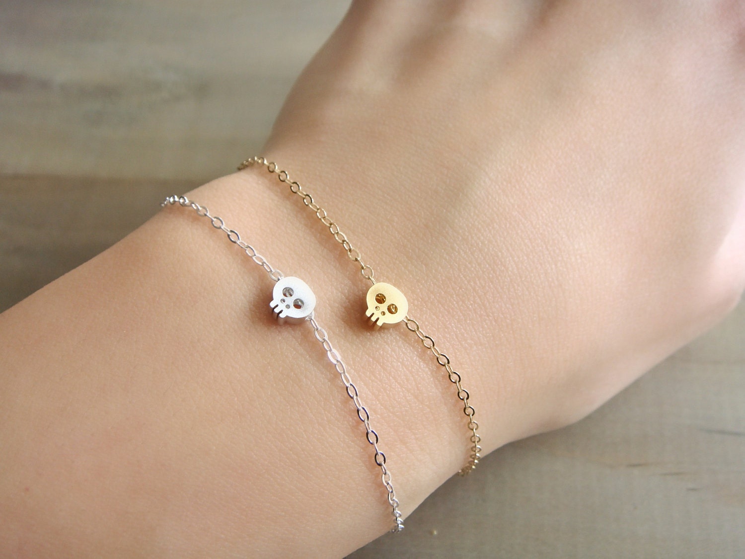 Tiny Skull Bracelet in Gold