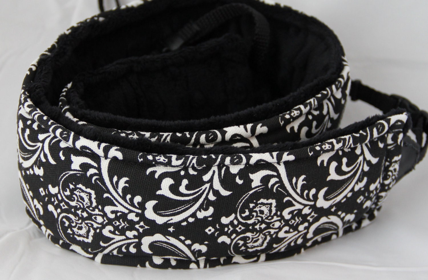 Quick Release Hipster Camera Strap White and Black Damask with Black Minky Back