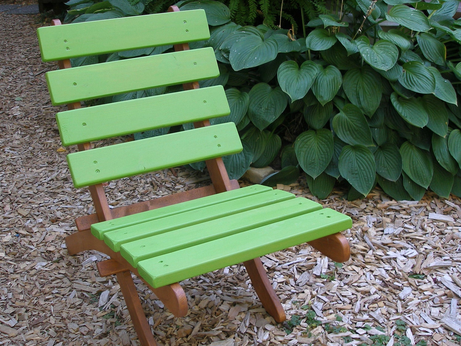 Handcrafted Cedar Deck Chair (color: green & natural cedar tone)