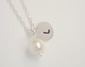 Pearl initial disc necklace - Sterling Silver necklace, wedding bridal jewelry, birthday gift, engraved necklace, personalized necklace