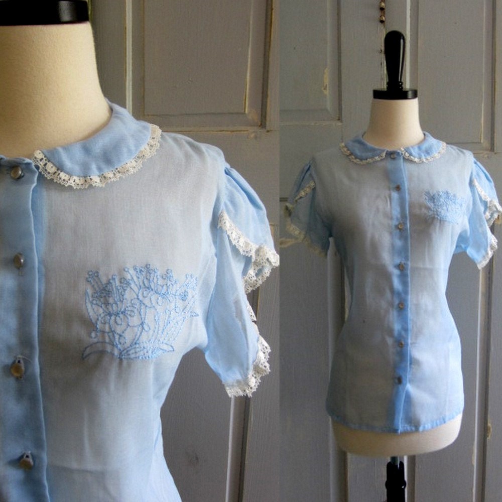 blouse baby blue