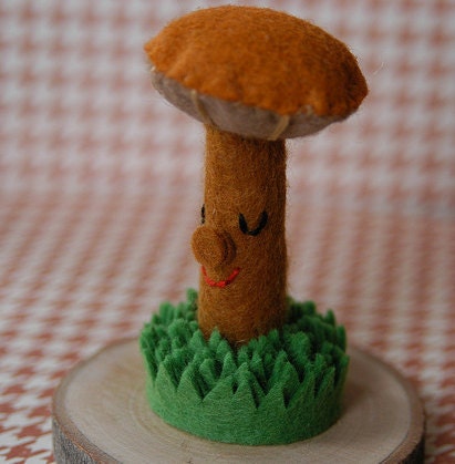 Brown & Tan Mushroom Terrarium