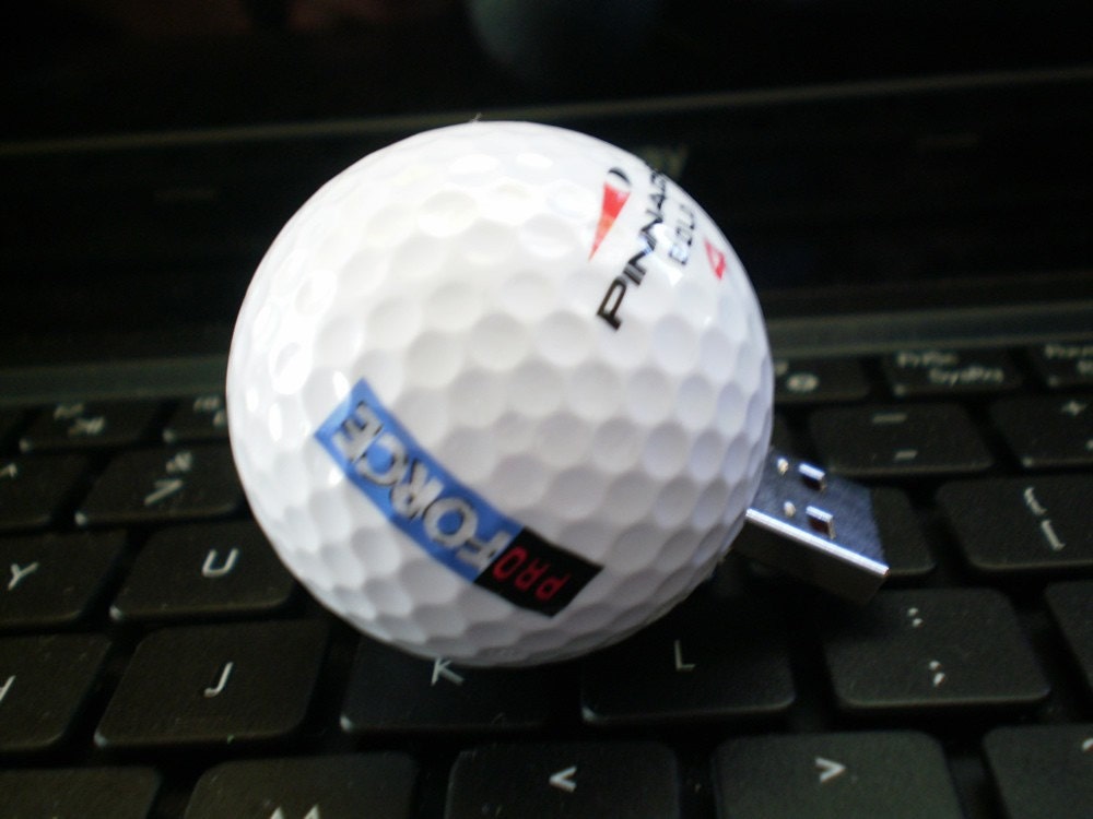 16gb Golf Ball Flash Drive