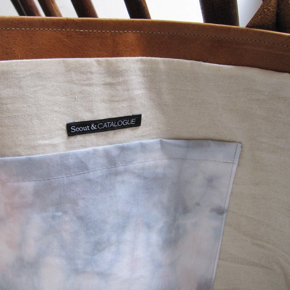 THE WEEKENDER - LEATHER TOTE