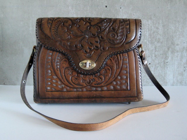 VINTAGE bag brown leather floral embossed distressed over the shoulder excellent condition