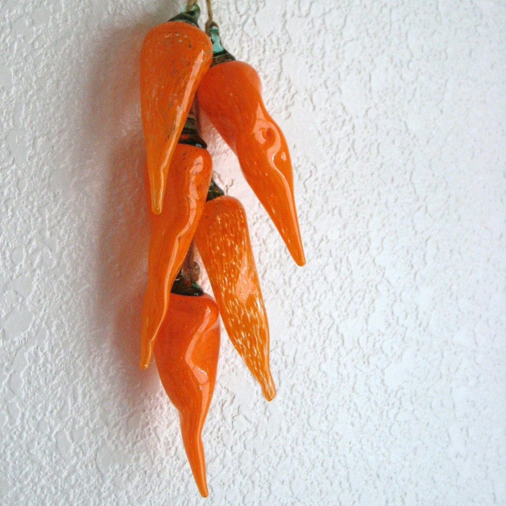OUTRAGEOUS ORANGE Chili Pepper Ristra Hand Blown