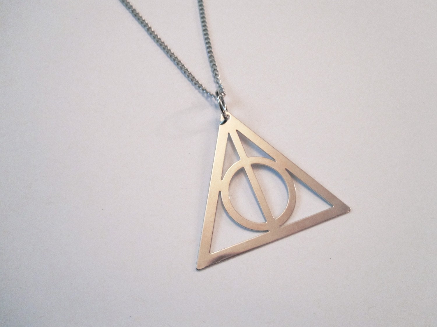 SILVER Deathly Hallows Necklace Pendant Harry Potter in Black Velvet display box