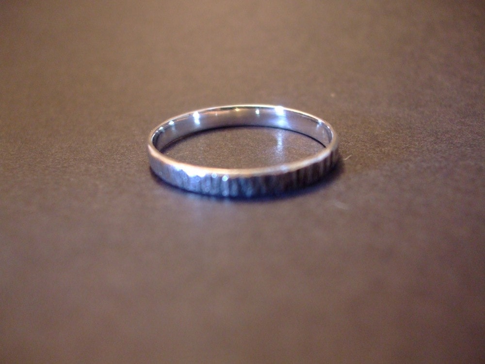 Sterling silver textured ring. FREE SHIPPING WORLDWIDE
