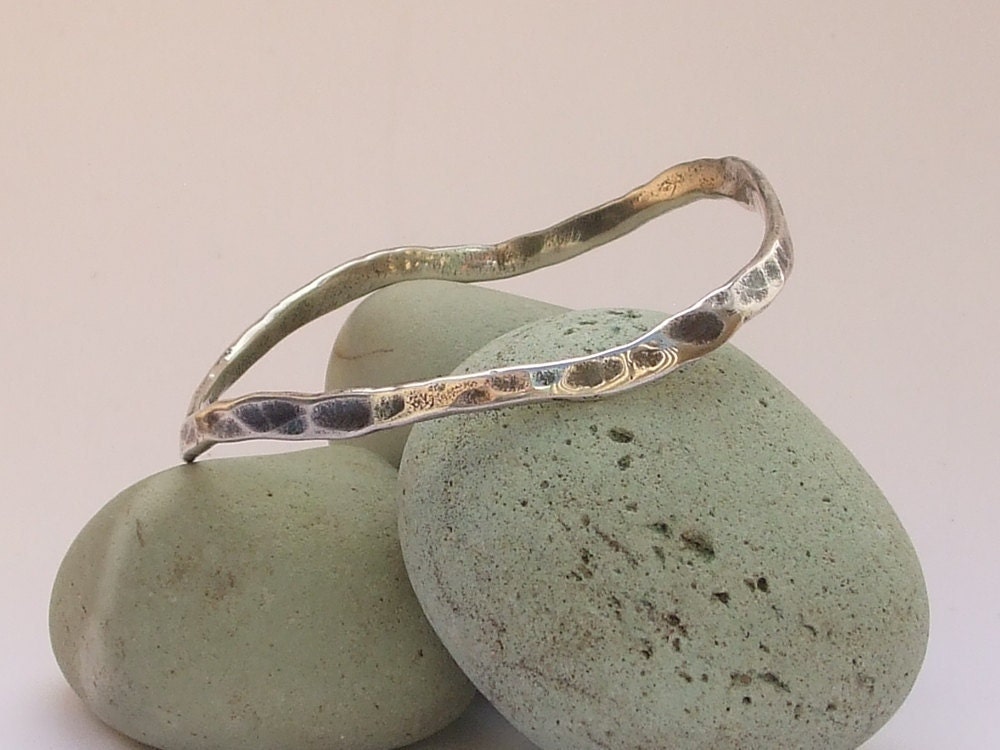 Free Form Sterling Silver Bangle. FREE SHIPPING WORLDWIDE