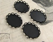 18x13 Lace edge bezel cups, antiqued black brass looped trays (4 scalloped settings) 18x13mm 13x18mm 13x18 13mm 18mm, dark aged patina