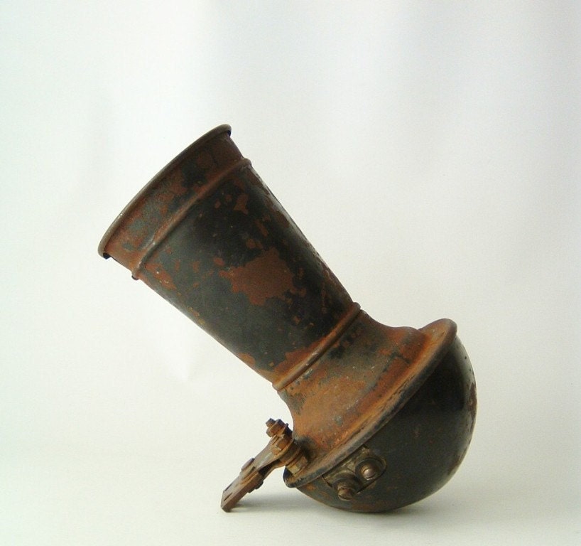 vintage car horn object model T home decor for him modern urban industrial steam punk style trends salvaged repurpose prop display