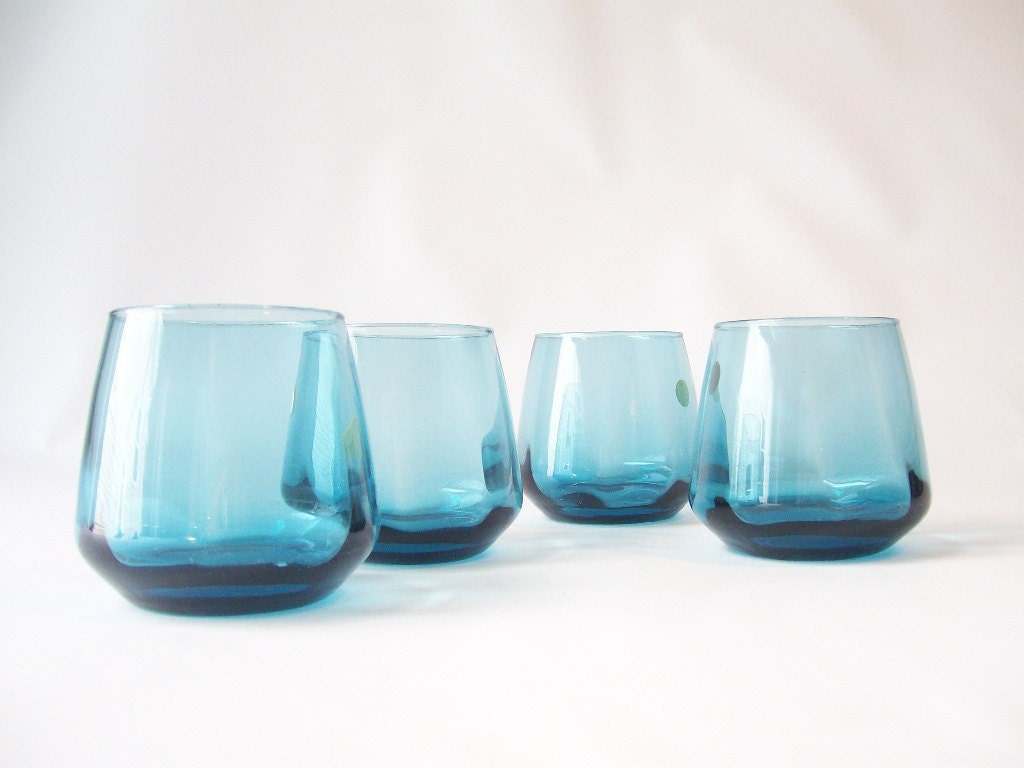 glassware vintage glasses roly poly blue glass octagon shaped barware