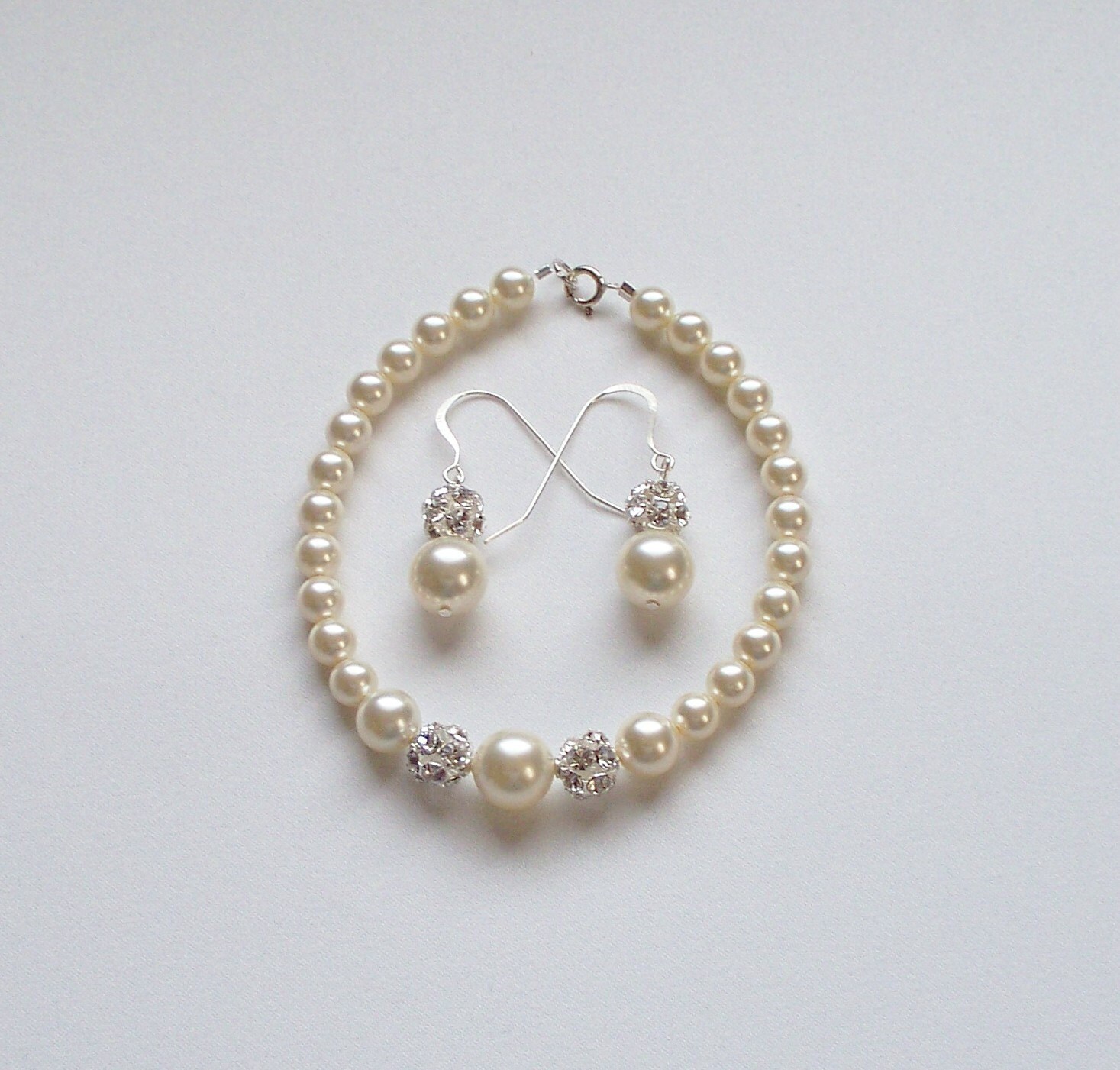 pearl bracelet designs