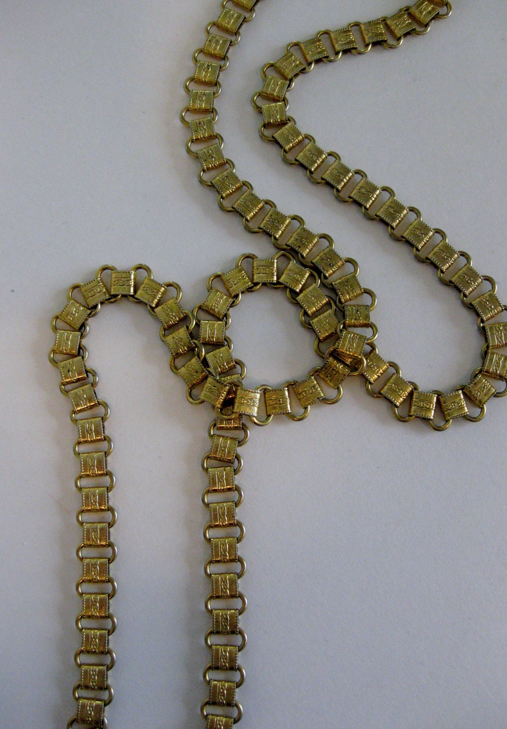 Beautiful Vintage Long Bookchain Embossed Link Necklace
