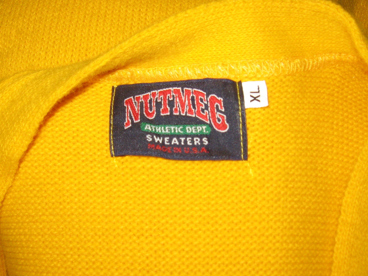 Vintage West Virginia   Mountaineers  University old school   boyfriend school cardigan sweater size..XL