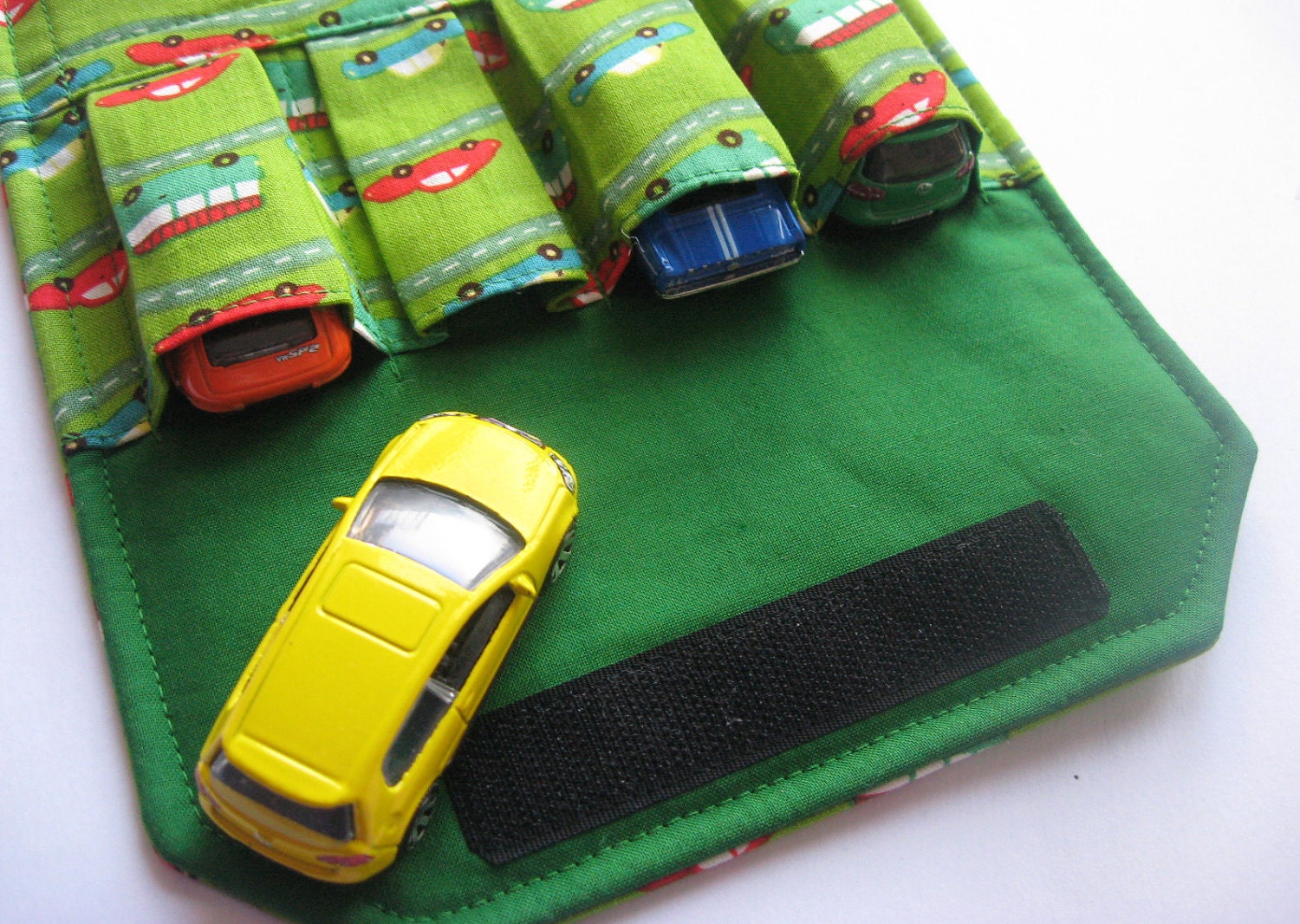 The ORIGINAL Car Wallet with Pocket (holds 4) ... On the road