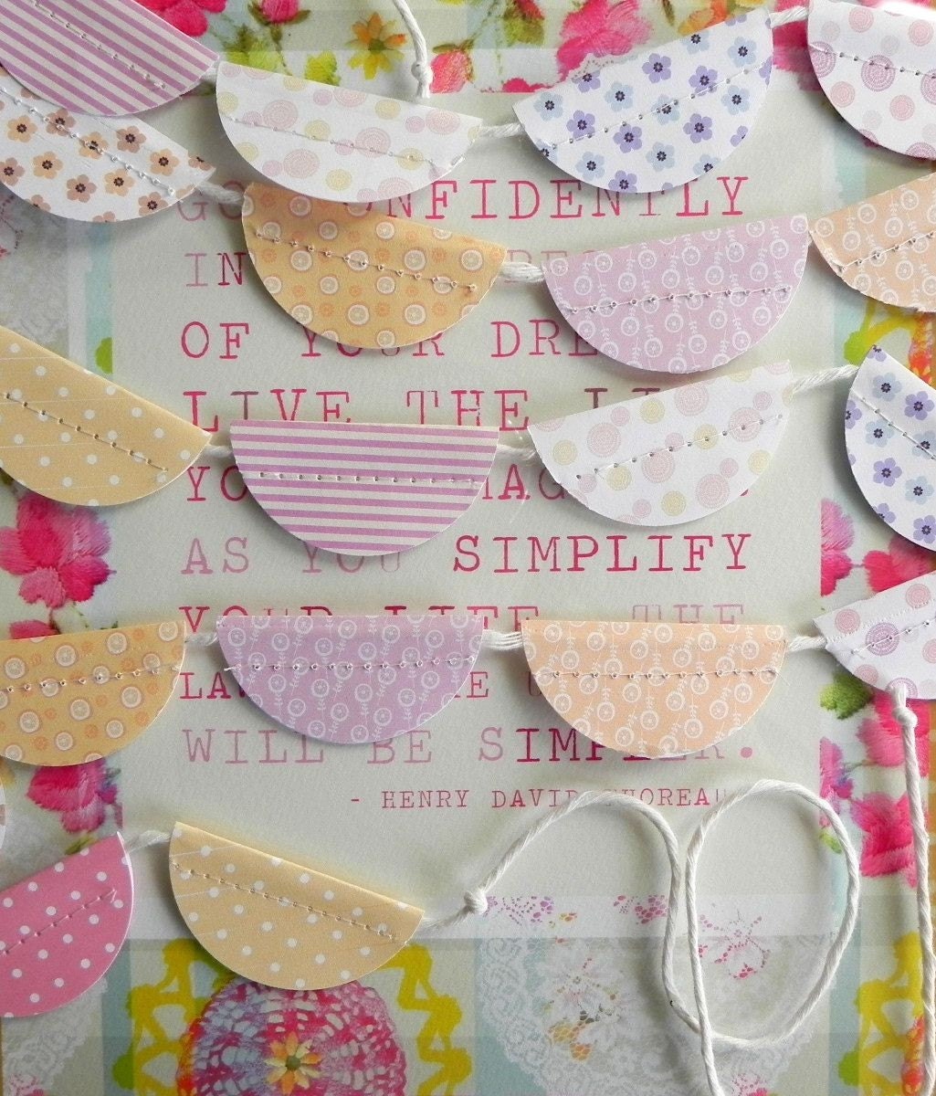 Day Light Sewn Paper Scallops Bunting Garland Decoration