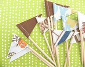Nice And Earthy Cupcake Pennant Flag Vintage Fabric Toppers Fathers Day Birthday
