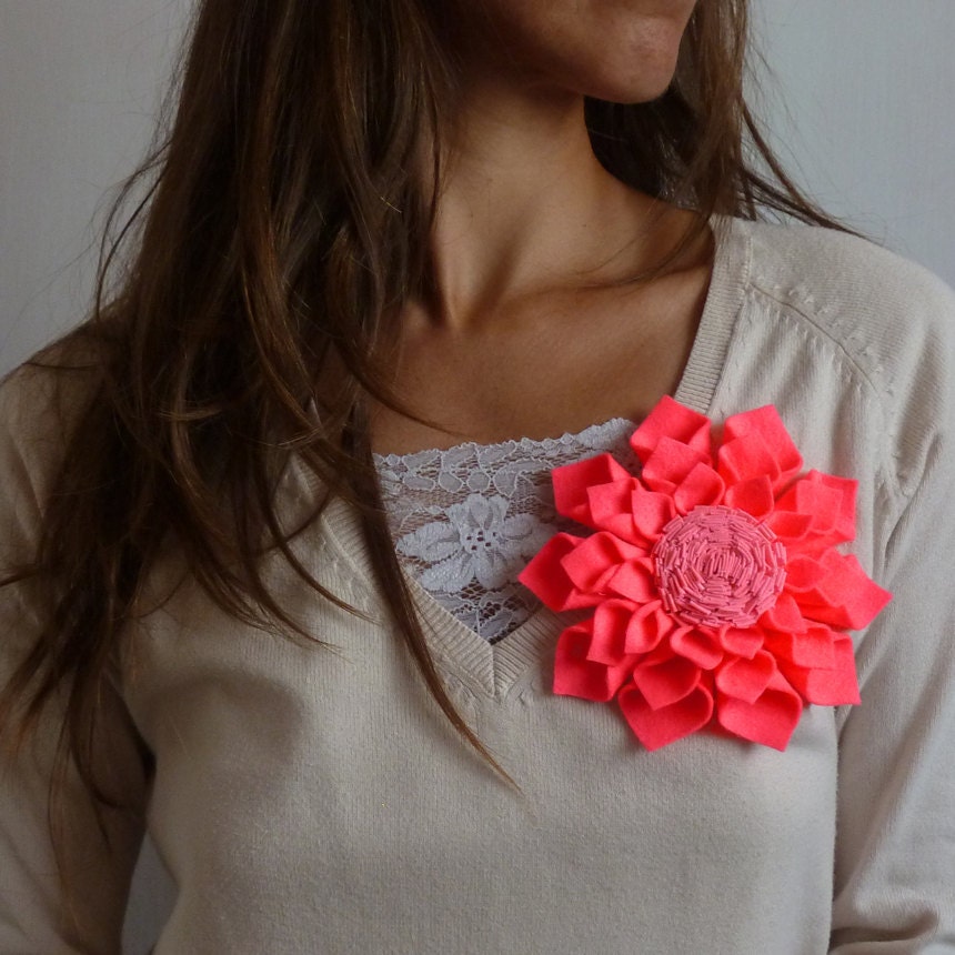 Fabric flower tutorial Cool Felt Dahlia PDF , instructions and just print real size petals pattern - flower accessories