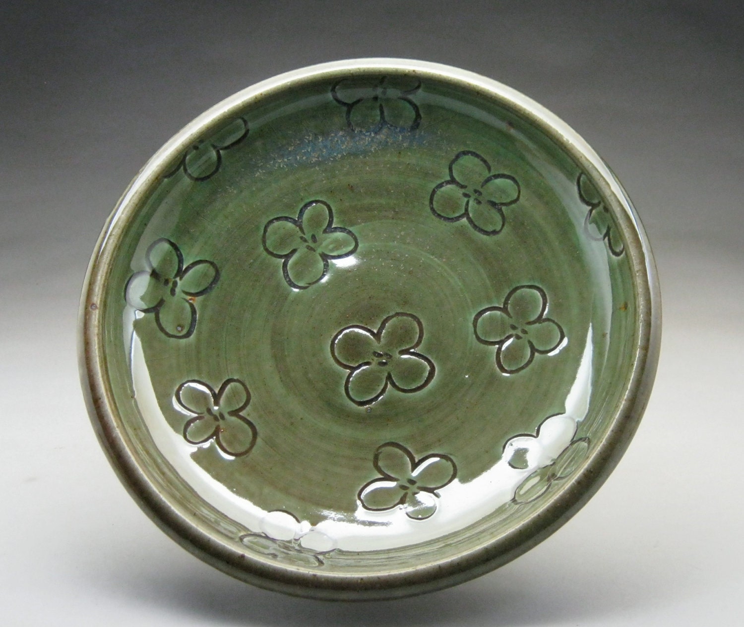Green Pasta/Salad Plate with Flower Design