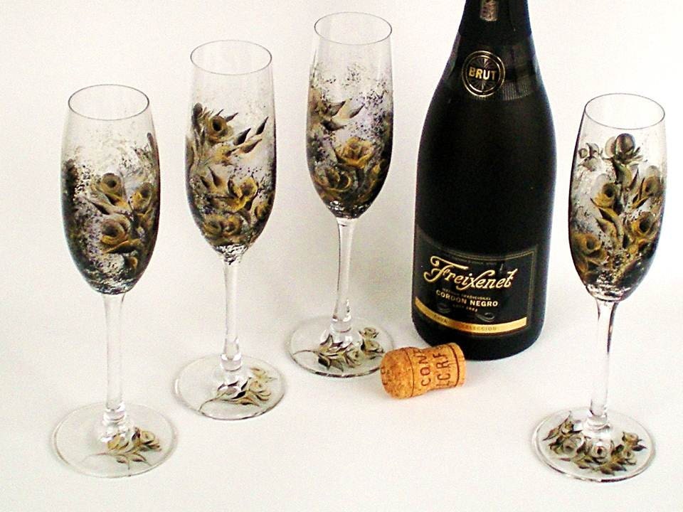 Hand Painted Champagne Flutes Set of 4 - Metallic Gold, Ebony Roses CRYSTAL Glasses - Autumn Winter Wedding 50th Anniversary - HandPaintedPetals