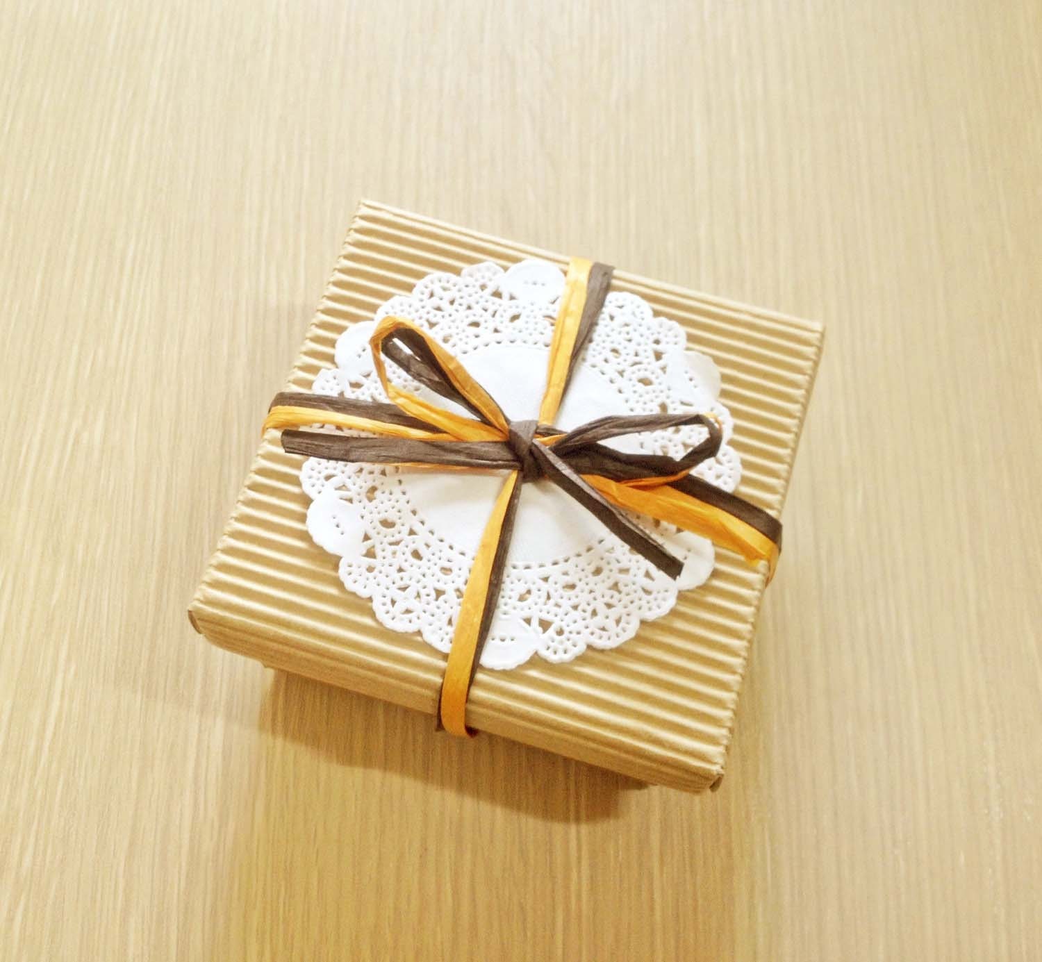 Small brown card gift boxes zurich, small corrugated