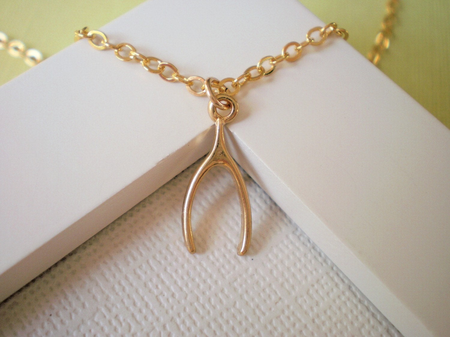 Gold Wishbone Necklace, Gifts for Her, Wishbone Necklace, Lucky Necklace, Celebrity Inspired Jewelry