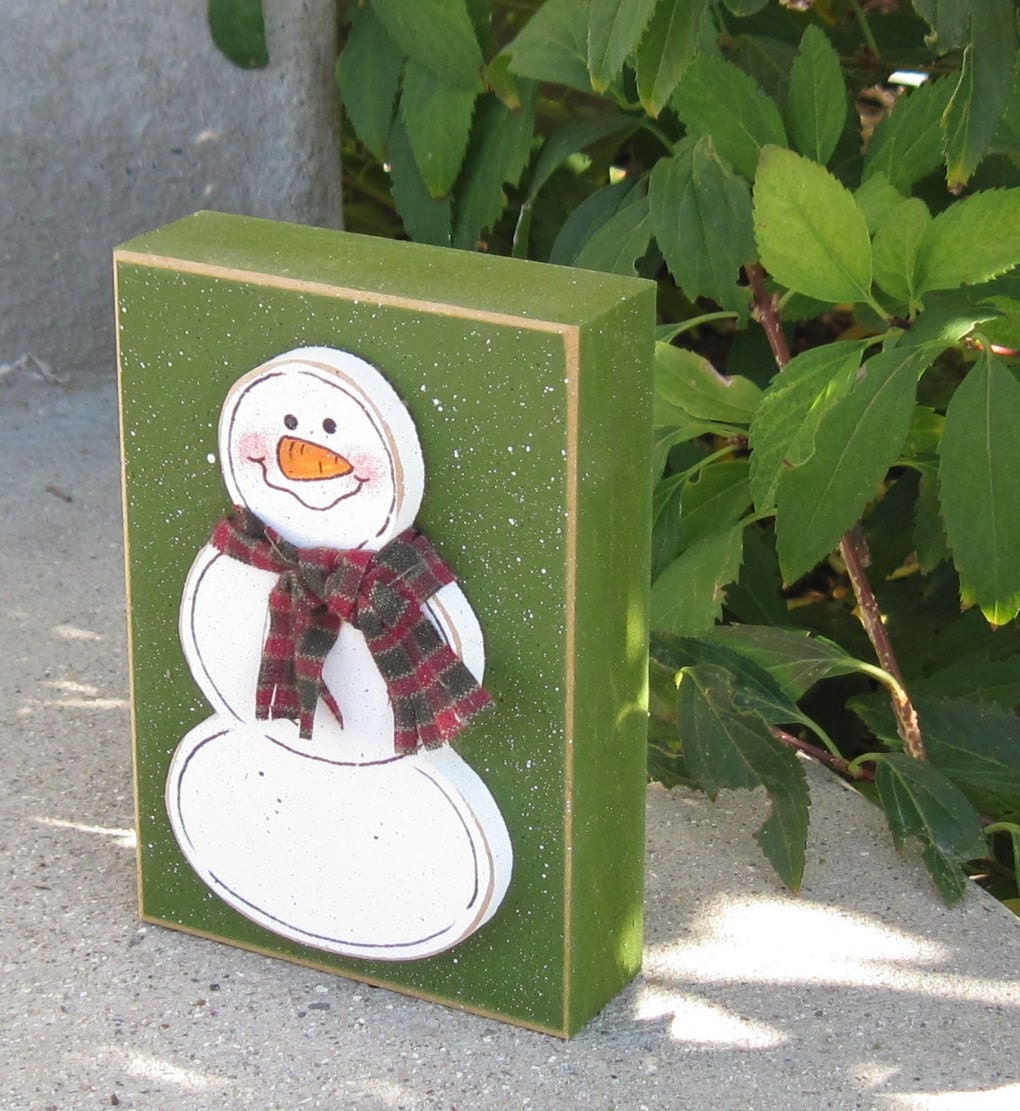 GREEN SNOWMAN BLOCK for Christmas, Winter, Noel, shelf, desk, office, mantle and home decor