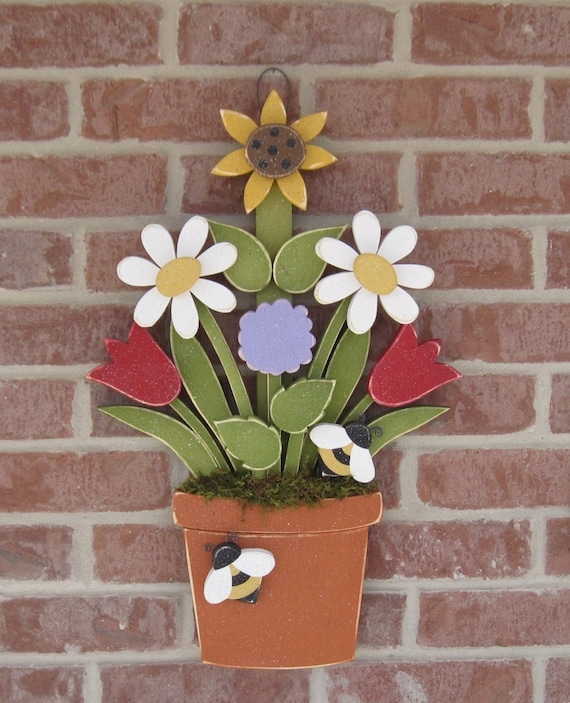 FLOWER POT With Daisies, Sunflower, Tulips, Lilac and Bees for home decor, door hanger, mothers day and spring decor