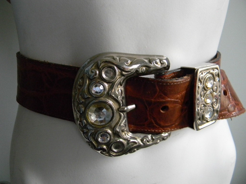 vintage. 80s Golden Brown Leather Glamour Belt / Wide Brown Belt / Heavy Hardware Belt
