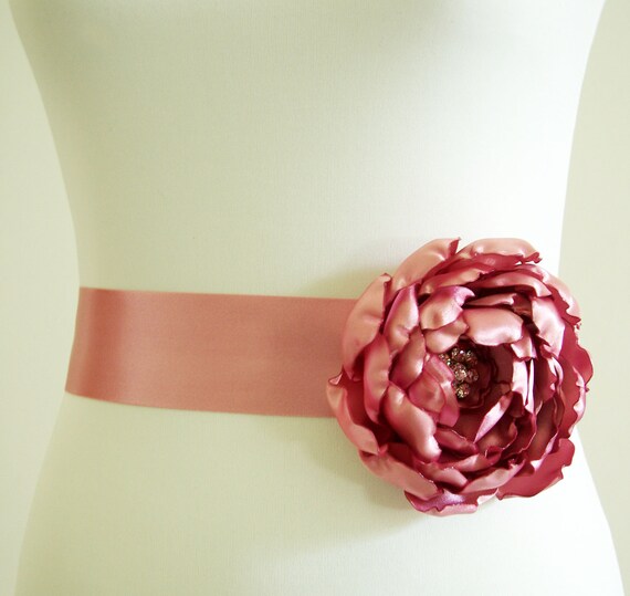Bridal Sash for Bride or Bridesmaid, Cabbage Rose Wedding Belt. Dusty Pink Flower Sash