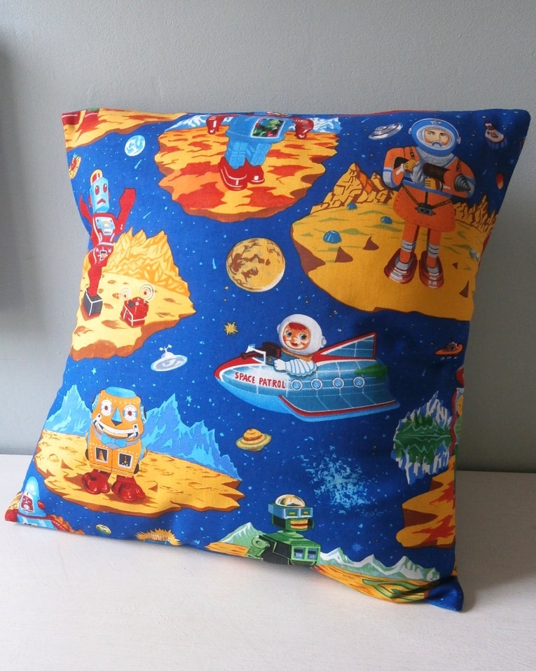 Retro Robots n Spaceman pillow / cushion cover for Boys