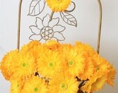 Basket of Sunshine Yellow Daises Wall Decor Centerpiece // Silk Floral Arrangement // Wall Decor